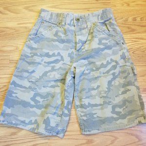 Urban Pipeline youth camouflage cargo shorts